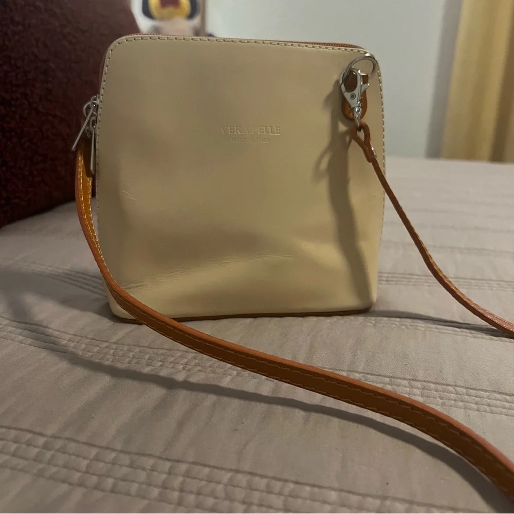 Vera Pelle Cream and Tan Brown Crossbody Bag - Picture 2 of 8